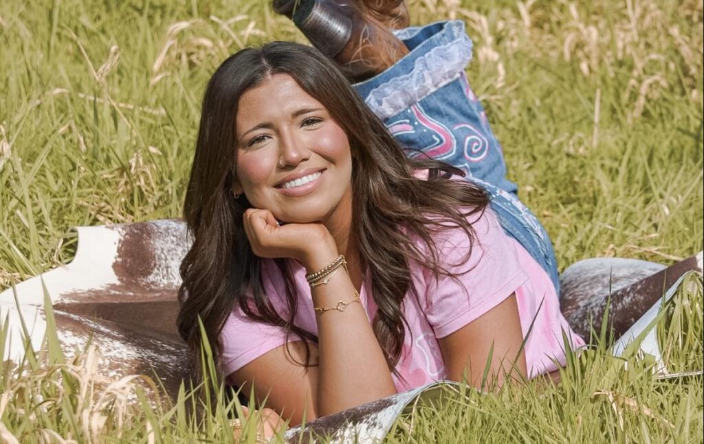 Mariah Mayfield Coquille, Oregon Car Accident: Family and friends tribute in loving memory of 18-year-old who dies along road highway 101 in coos county